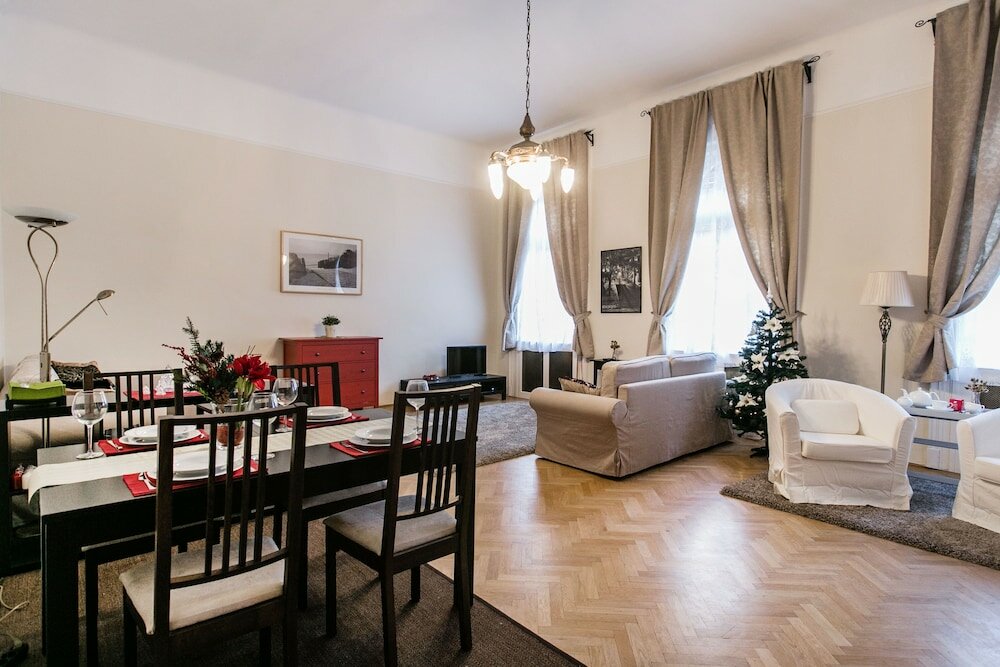 Фото Brody 30 Apartment