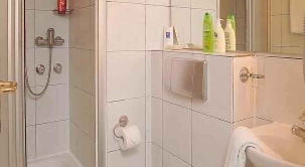 Фото Hotel Garni Frankfurt