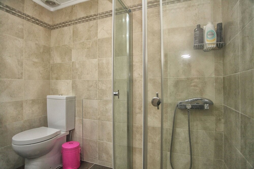 Фото City & Sea Two Floor Flat with View Next to Metro