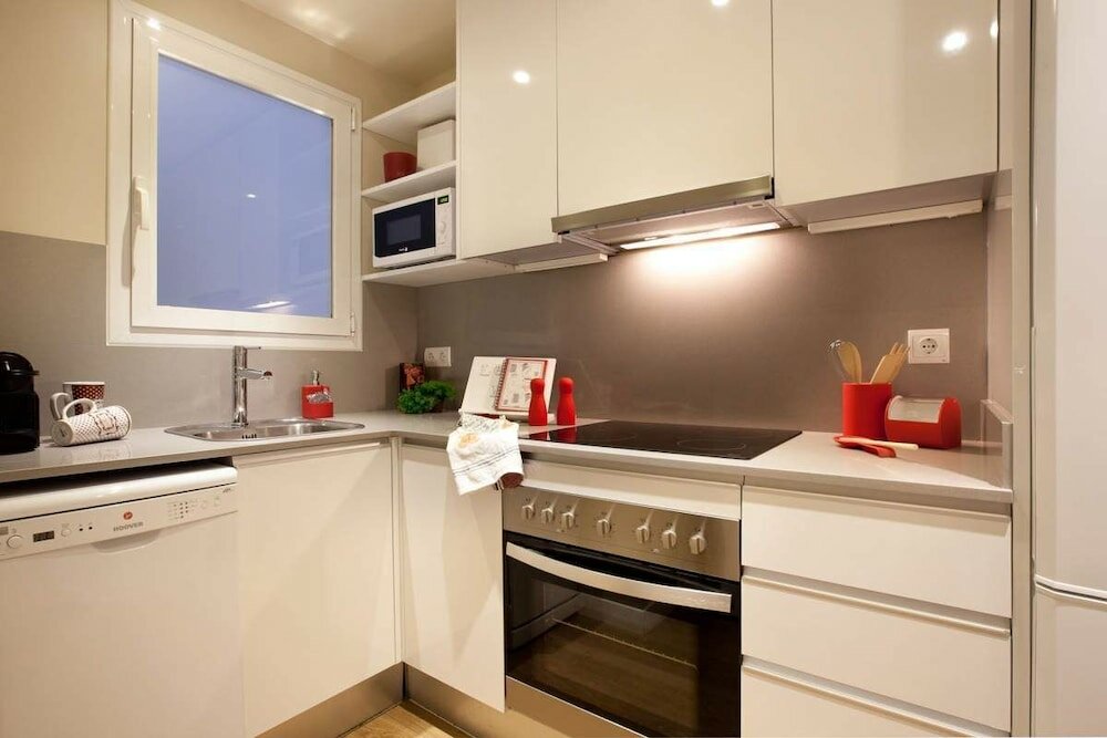 Фото Enjoybcn Coliseum Apartments