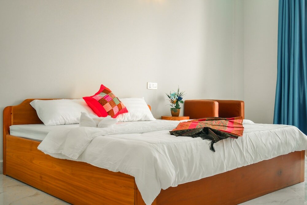 Фото Intanou Boutique Hotel Kampot