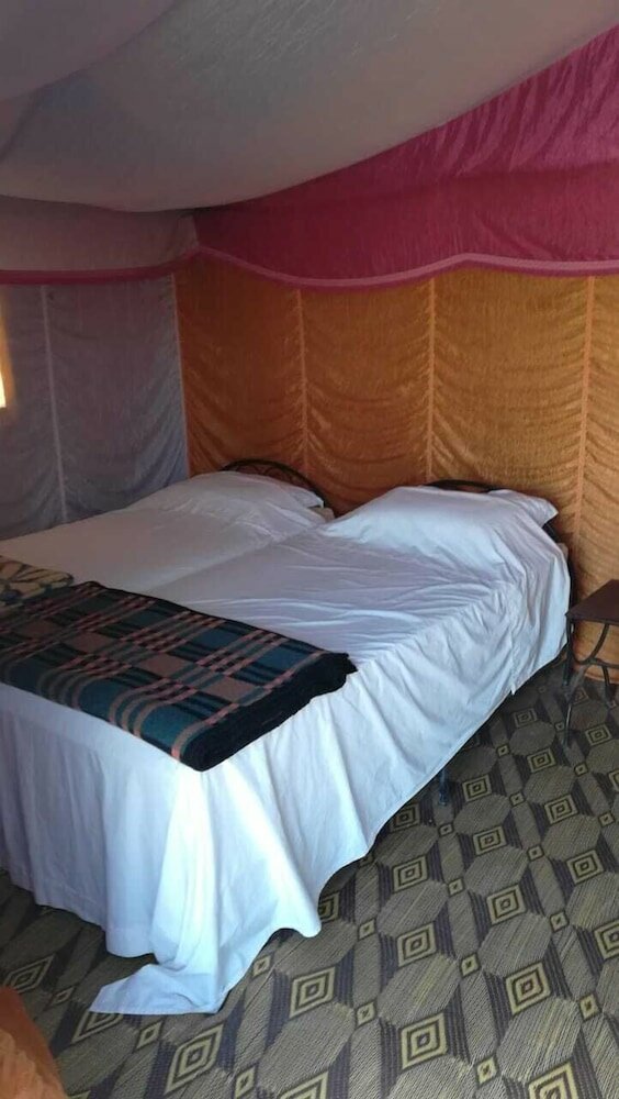 Фото Caravan Renard Du Désert