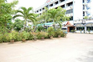 Гостиница Vientiane Chaleunxay Center Hotel