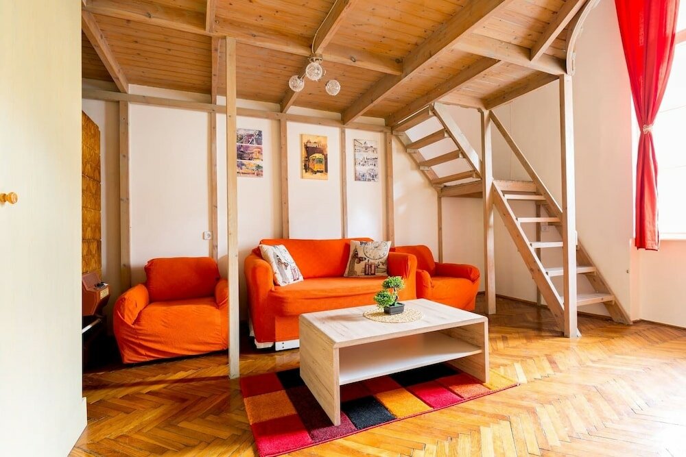 Фото Hunyadi 3 Apartment