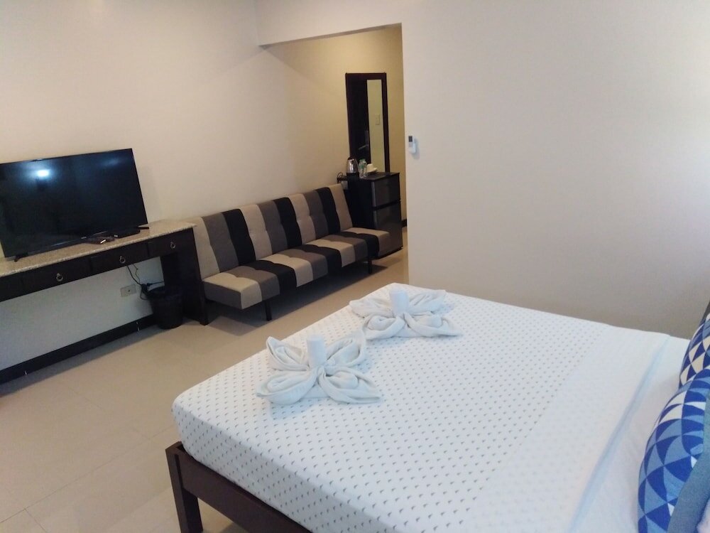 Фото Venezia Suites Hotel