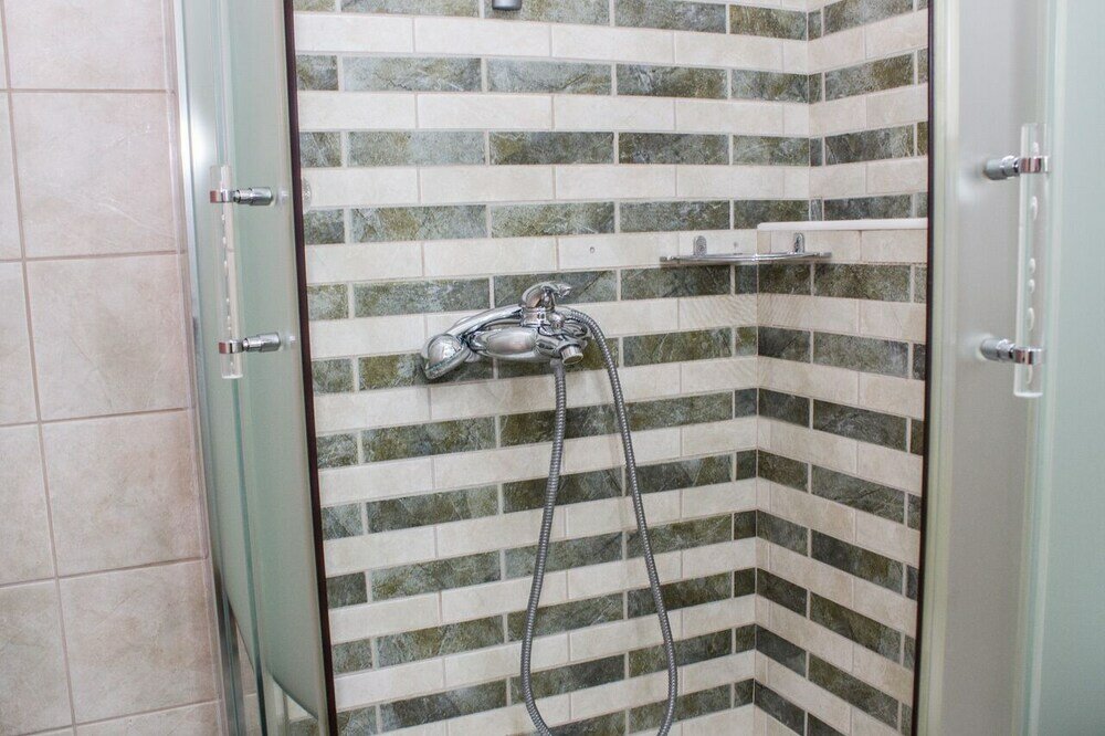 Фото Penthouse City Apartment