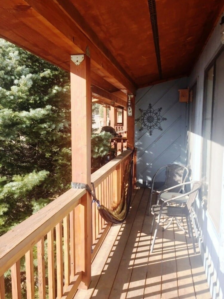 Фото Alpine Gardens