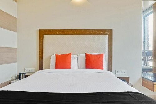 Гостиница Hotel Maval Grand