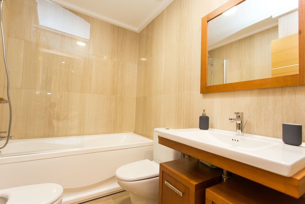 Фото Lujoso apartamento con piscina interior