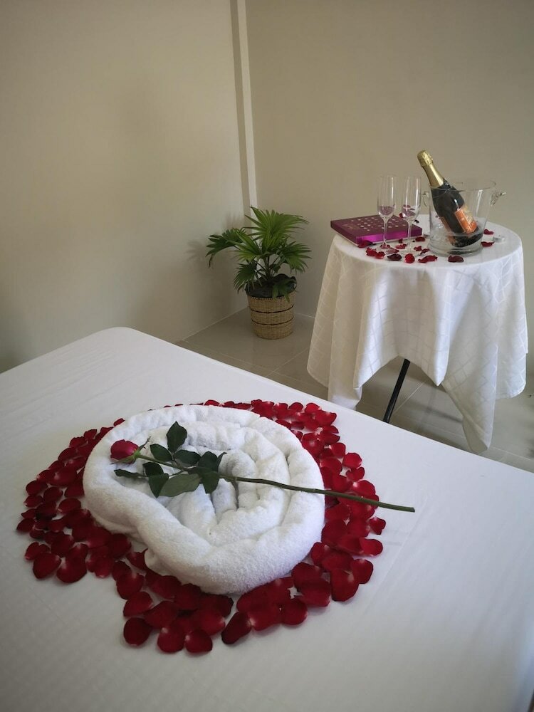 Фото Tropical Stay Accommodations