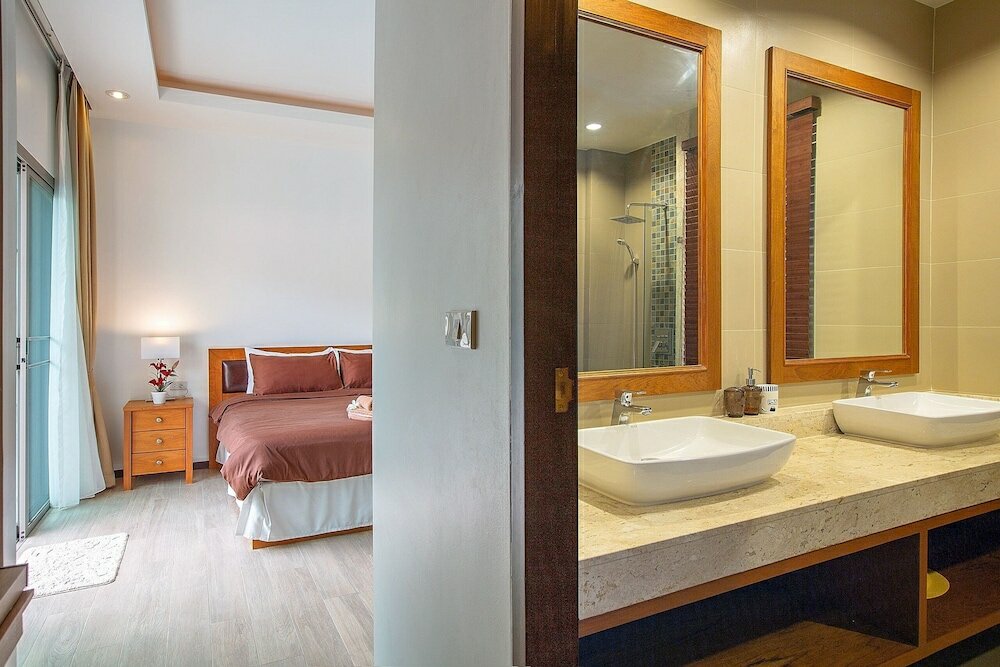 Фото Nai Harn Pool Villa - Villa Bond