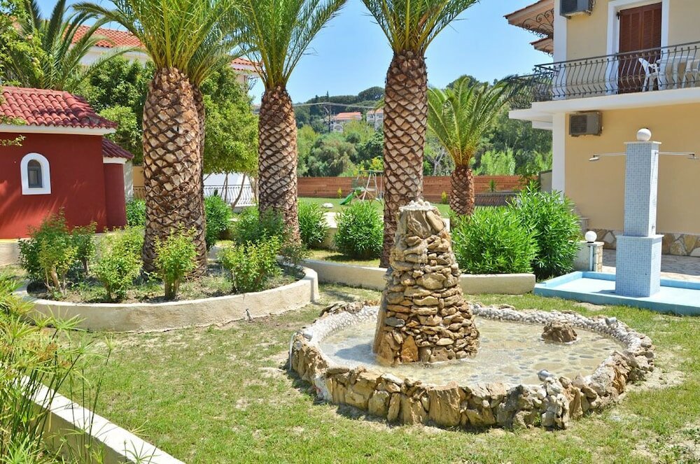 Фото Sunny Garden