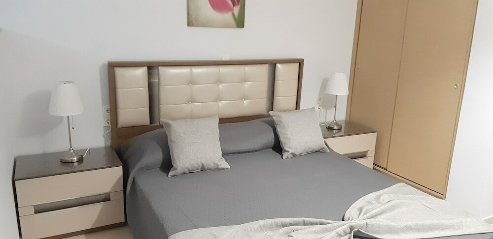 Фото Olive Tree Apartment