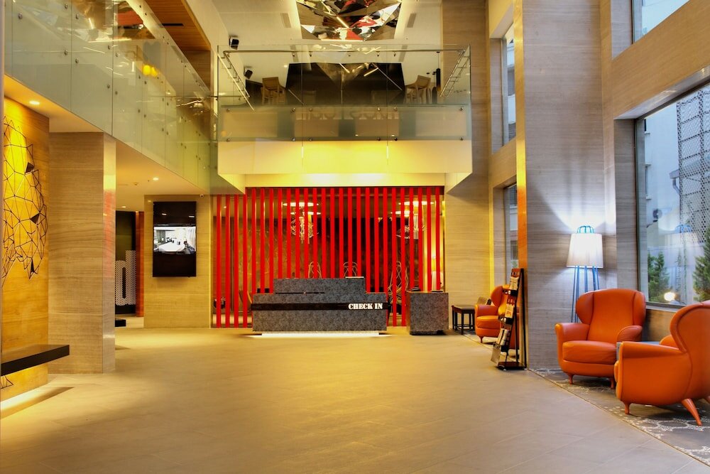 Фото Radisson Hotel Bengaluru City Center