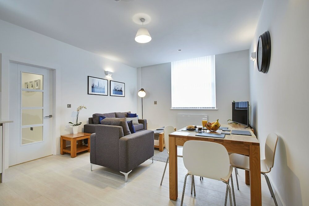 Фото Imperial Court by Flying Butler