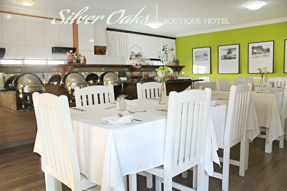 Фото Silver Oaks Boutique Hotel