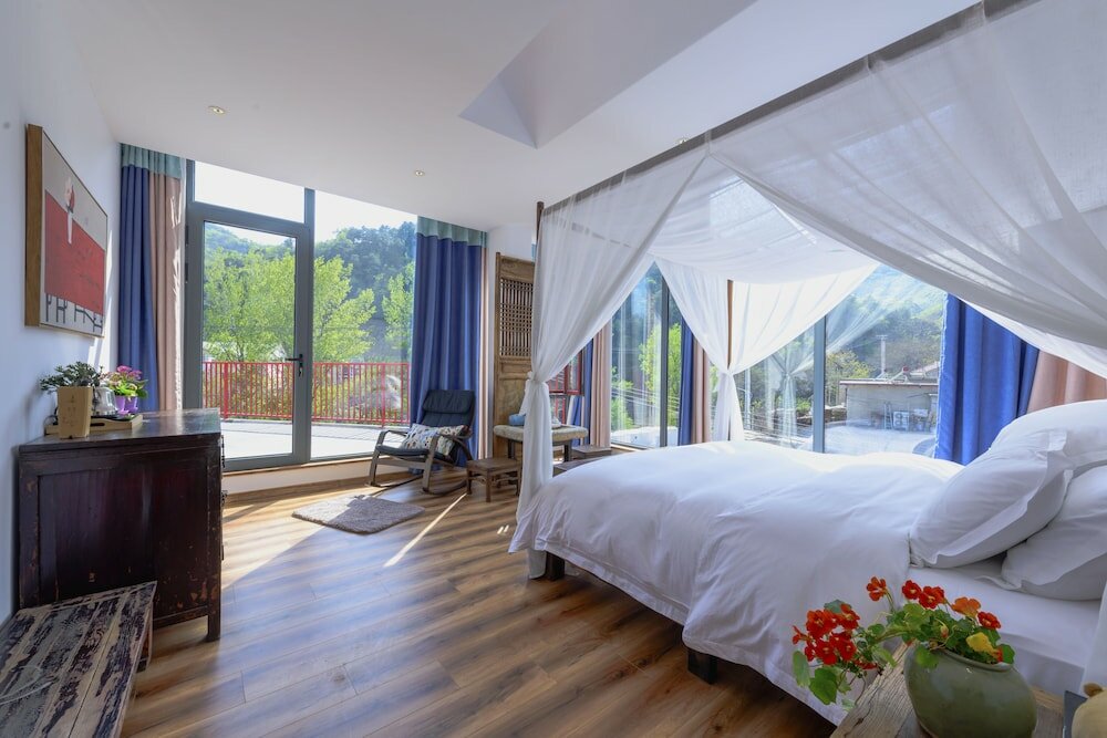 Фото Lotus Mountain Boutique Inn