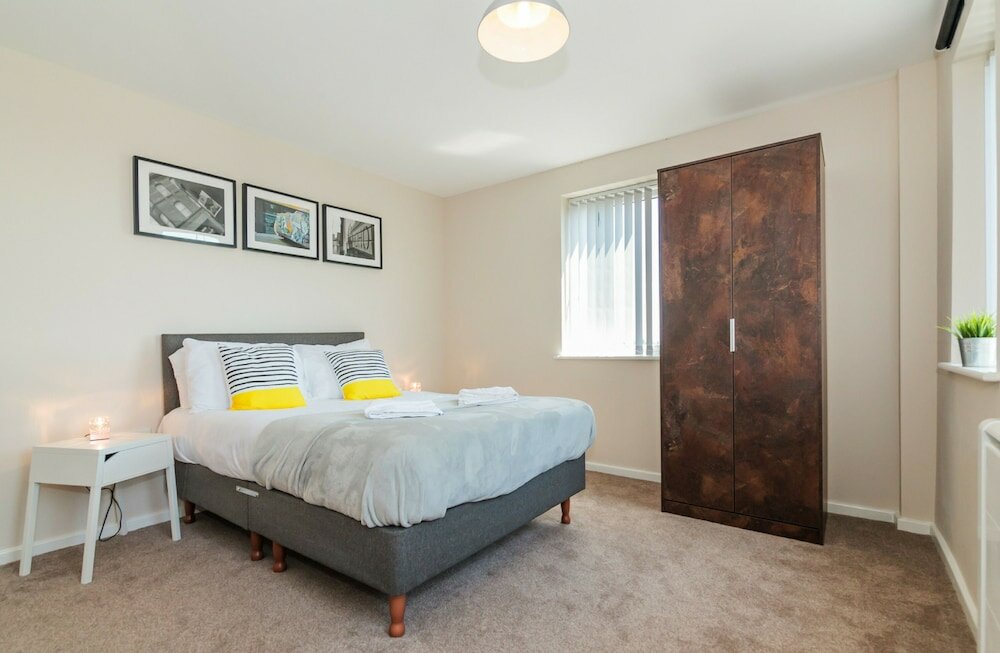 Фото Approved Serviced Apartments Park Rise