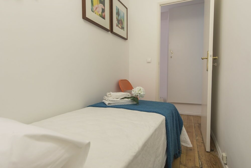 Фото Universal Lisboa Apartment