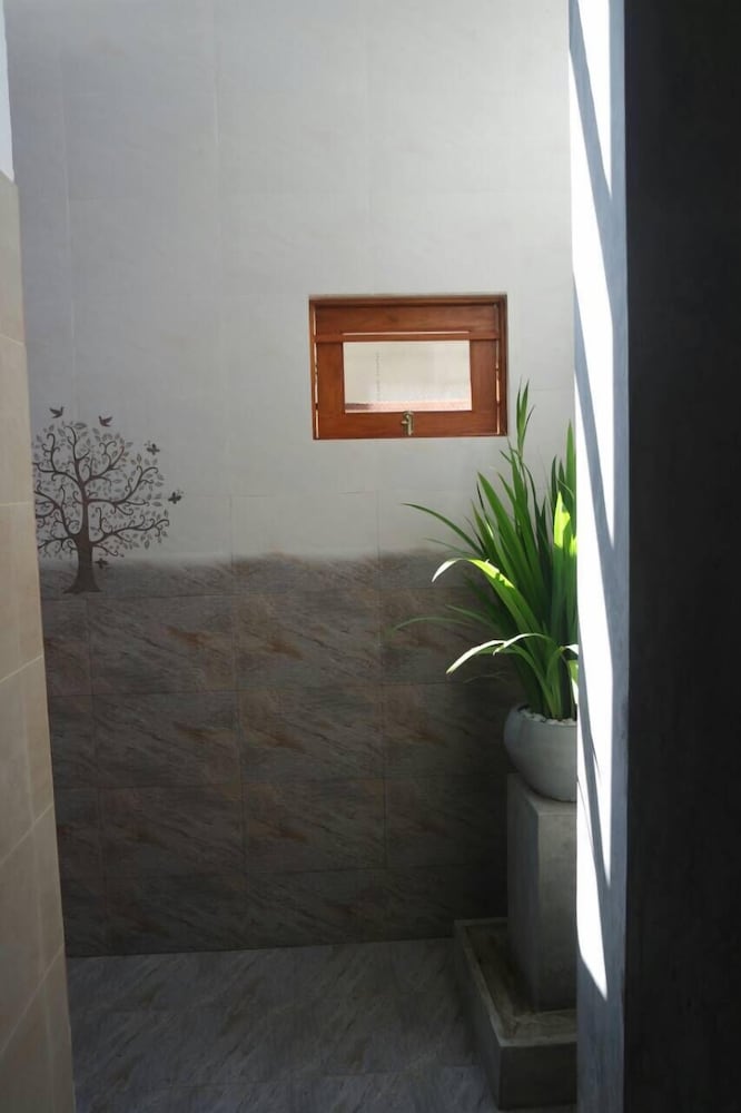 Фото Villa Blue Water Hikkaduwa