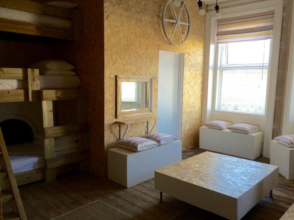 Фото Bunkhouse Bournemouth - Hostel