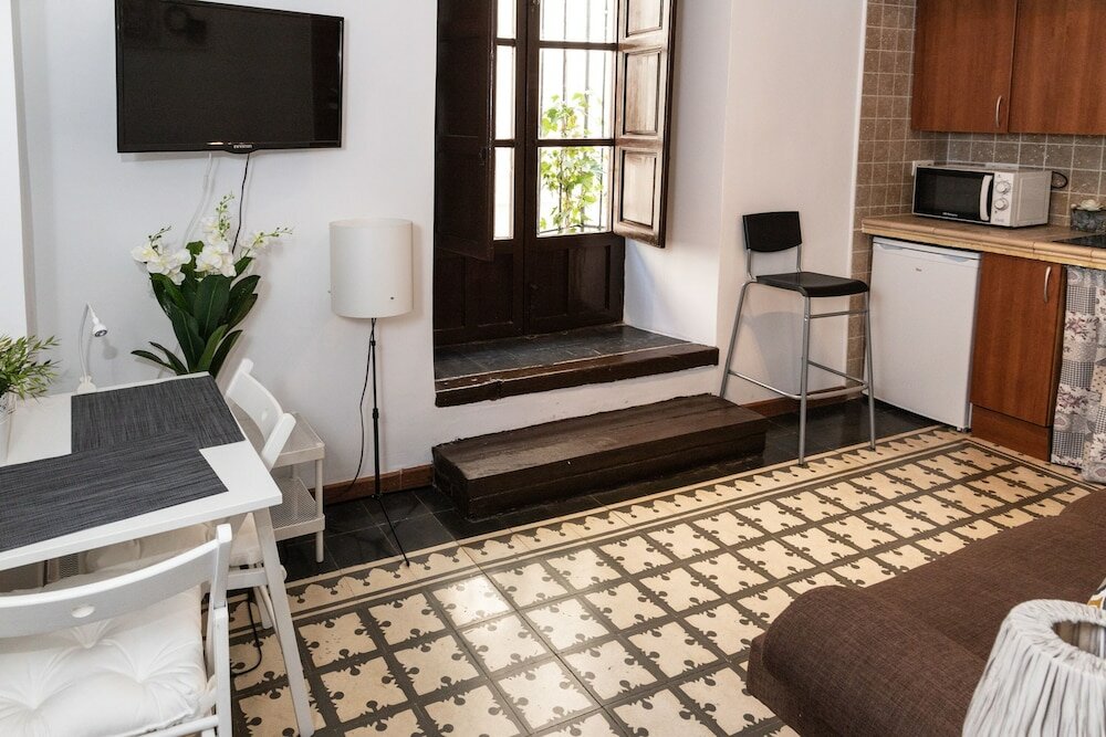 Фото Alhambra Sonder Apartments