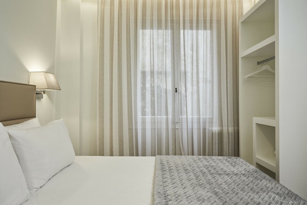 Фото Cozy and Bright Apartment in Kolonaki