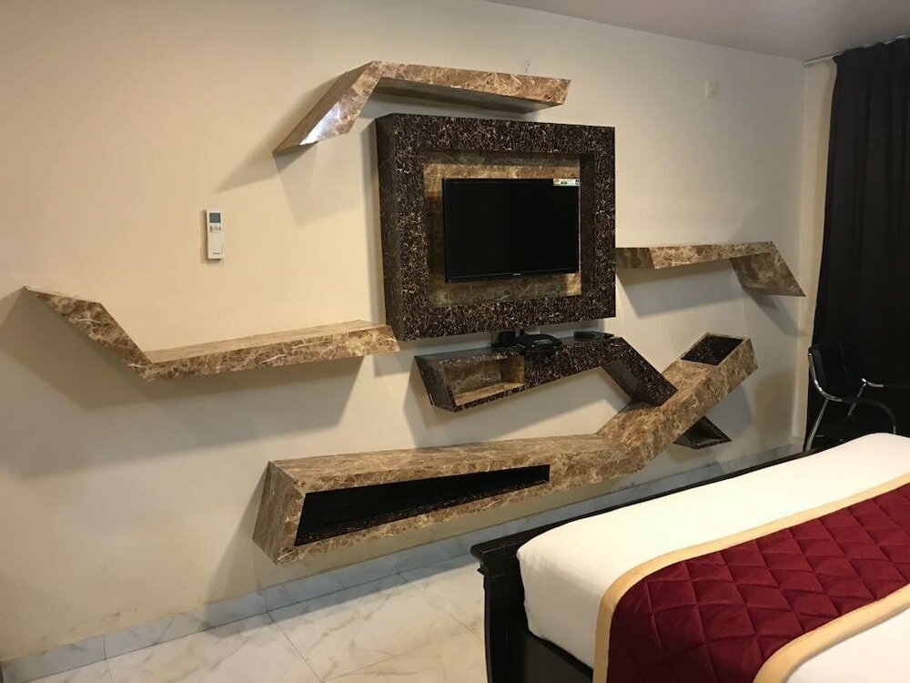 Фото Nest Inn Hotel