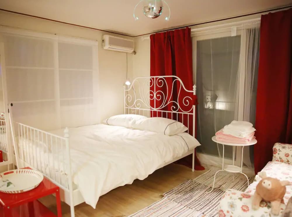 Фото JJ's Studio in Hongdae