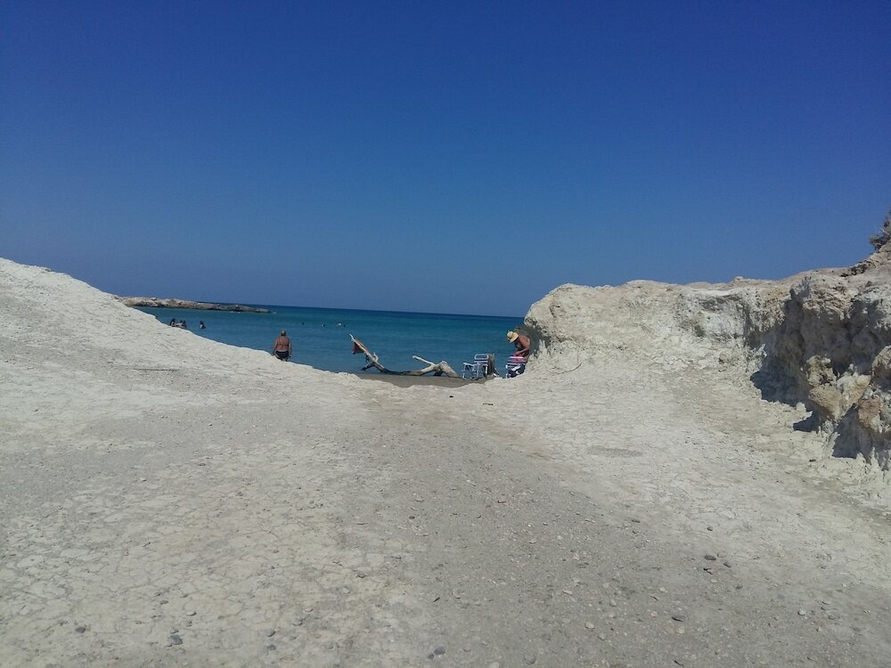 Фото Ambeles Apartments