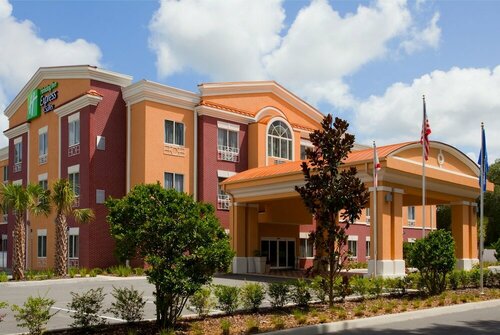 Гостиница Holiday Inn Express Hotel & Suites Brooksville, an Ihg Hotel