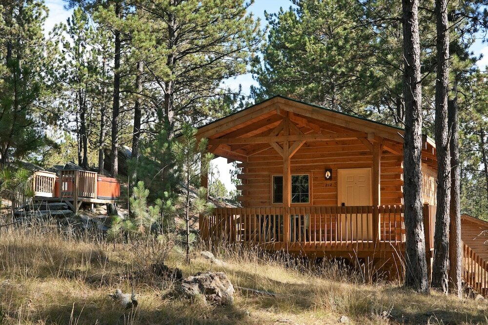 Фото Rock Crest Lodge And Cabins