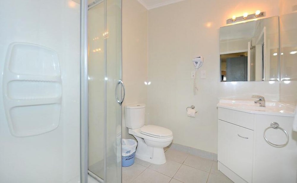 Фото Trentham Motel