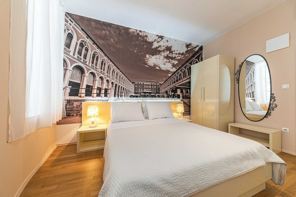 Фото Pjaca City Rooms