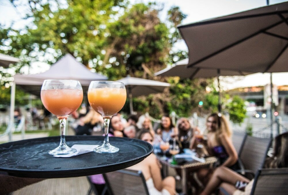 Фото Leaside Hotel