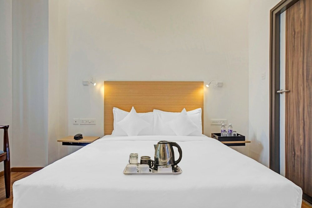 Фото Upar Hotels T Nagar