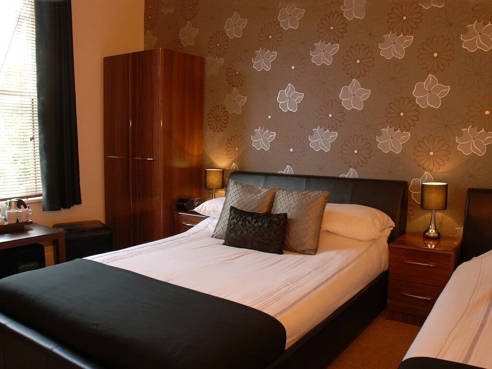 Фото Senlac Guesthouse