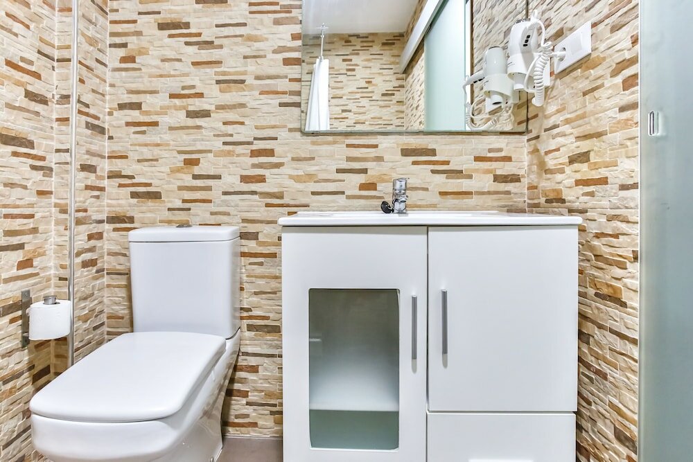 Фото Laramond Barcelona Rooms
