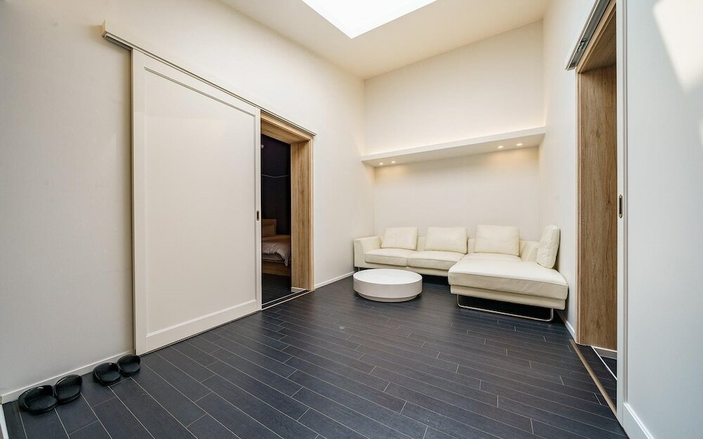 Фото Suwon Movie Motel