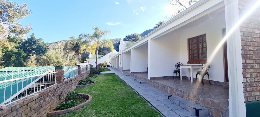 Фото Old Mill Lodge, Working Ostrich Farm & Restaurant, Oudtshoorn
