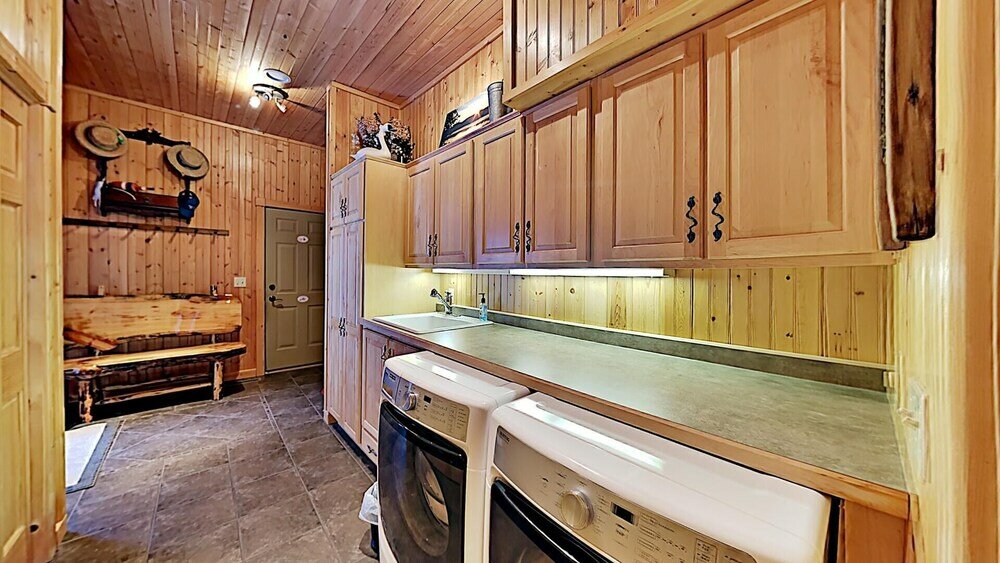 Фото Eagle Scout Lodge