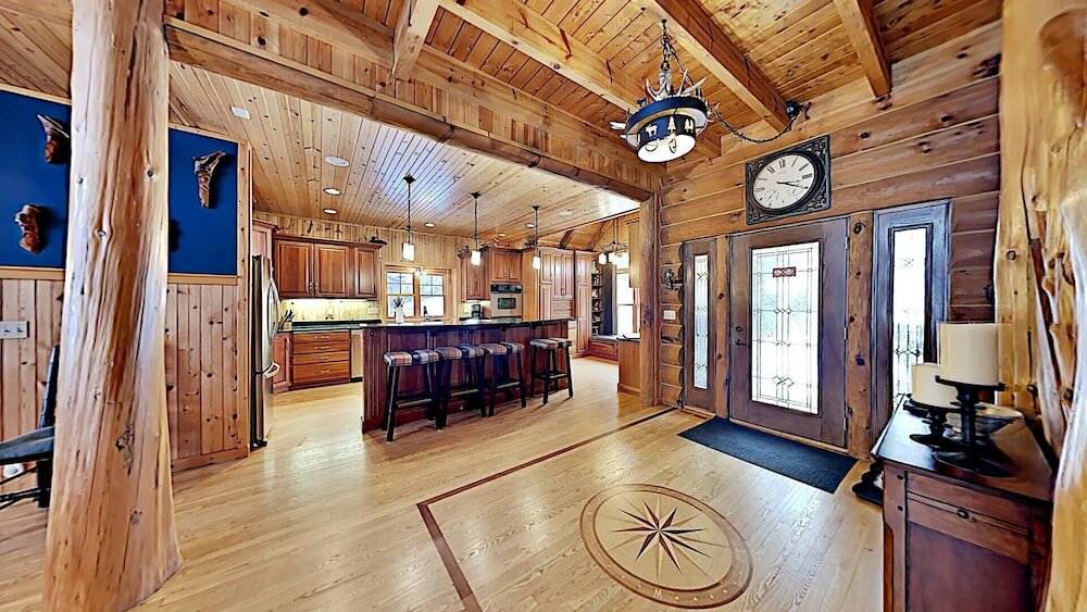 Фото Eagle Scout Lodge