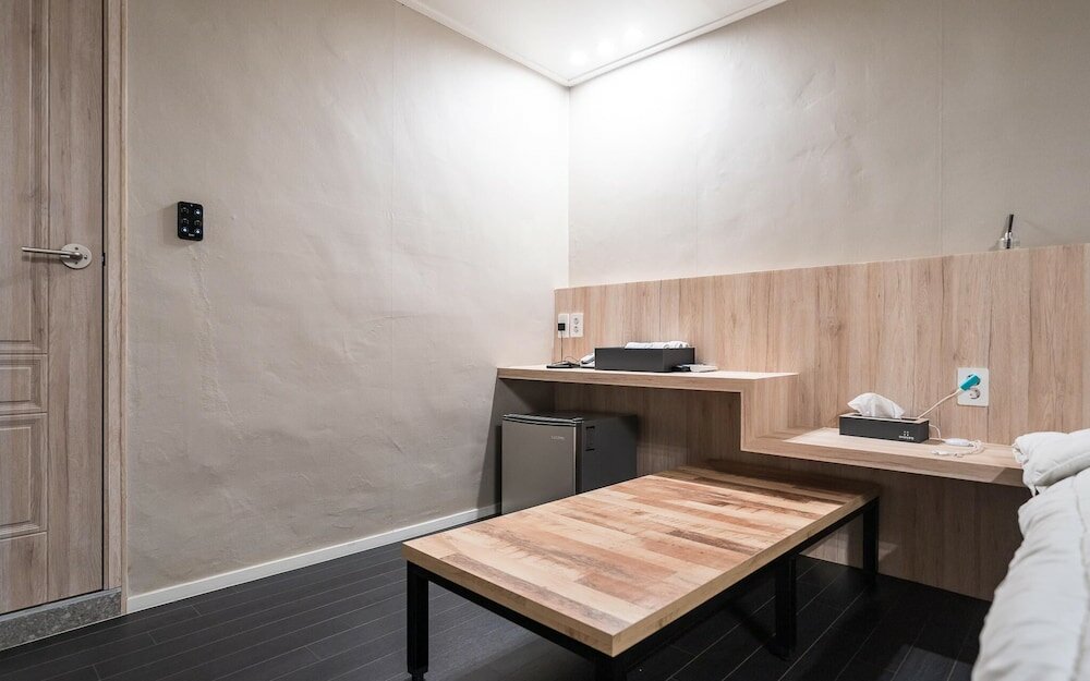 Фото Suwon Movie Motel