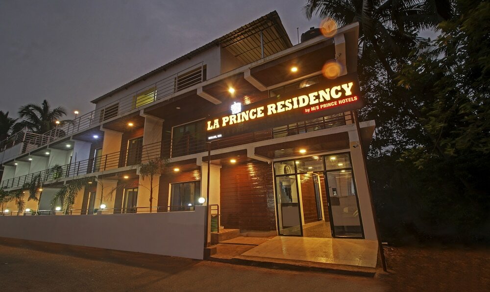 Фото отеля 1