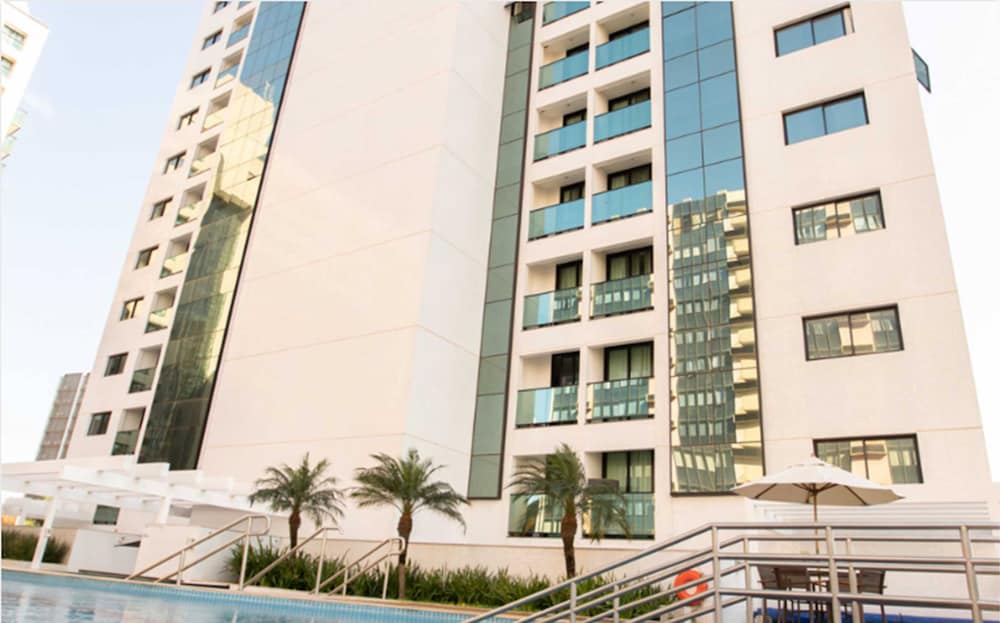 Фото Athos Bulcão Hplus Executive