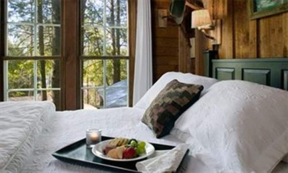 Фото Lake Rabun Hotel & Restaurant