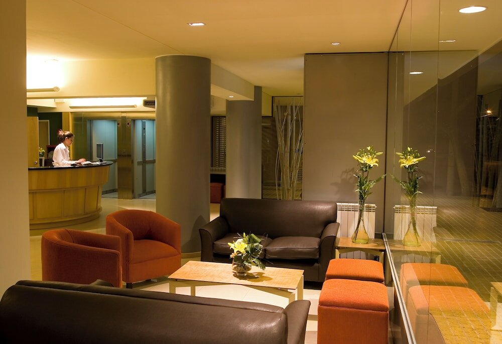 Фото Urbana Class Hotel