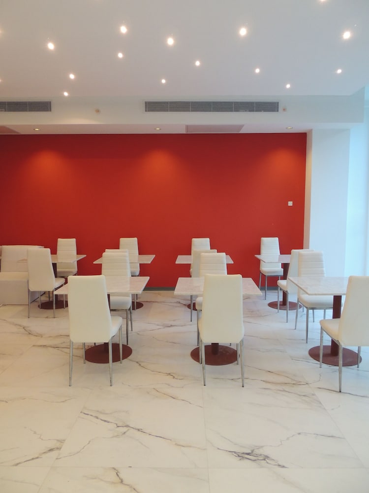 Фото Gema Luxury Suites