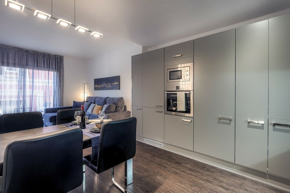 Фото Catedral Bas Apartments