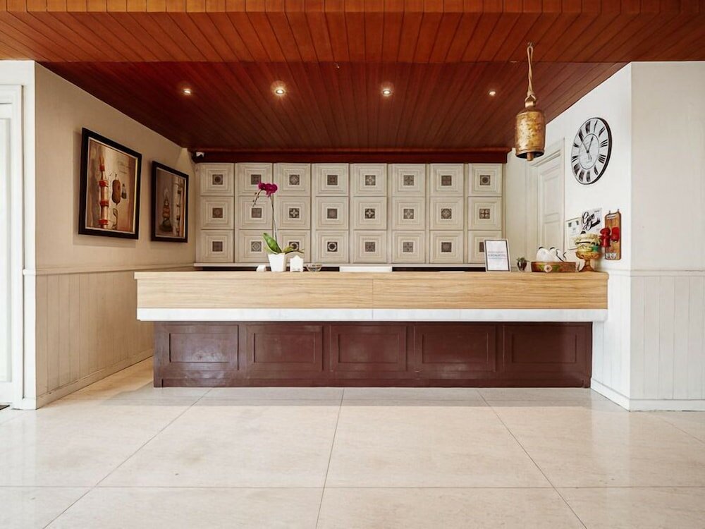 Фото Alron Hotel Kuta Powered by Archipelago